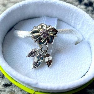 Chamilia Live Laugh Love Flower Charm